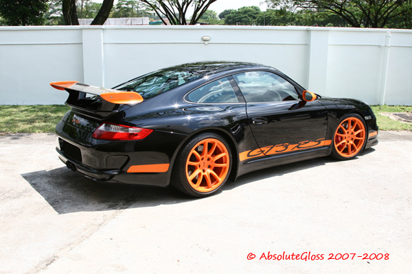 Paintwork correction on a Porsche 997 GT3RS